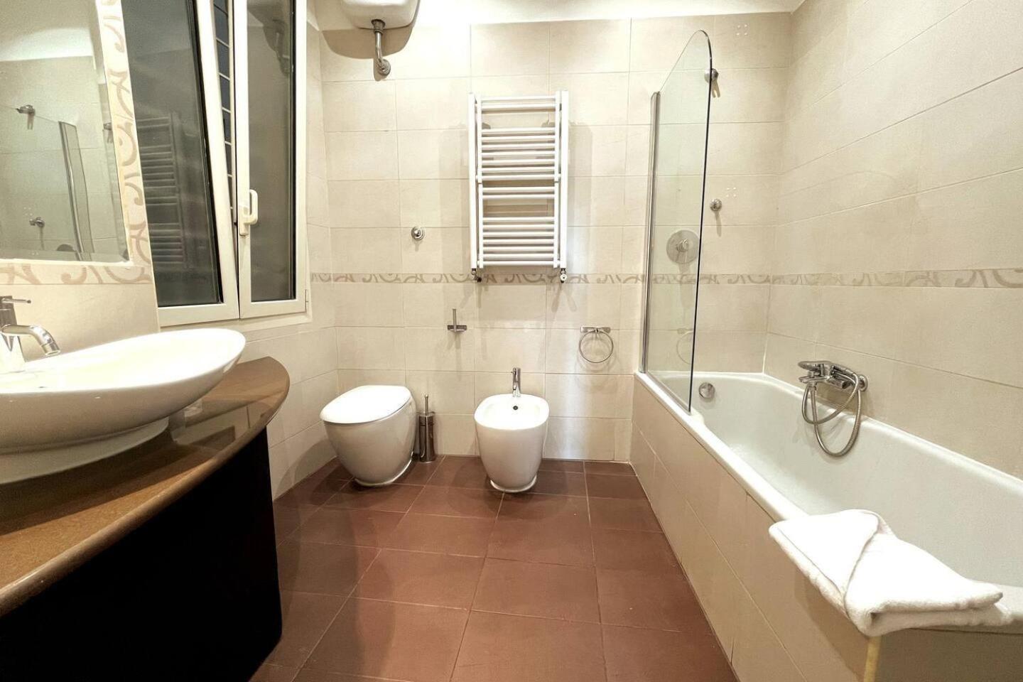 Spacious And Bright Apartamento *